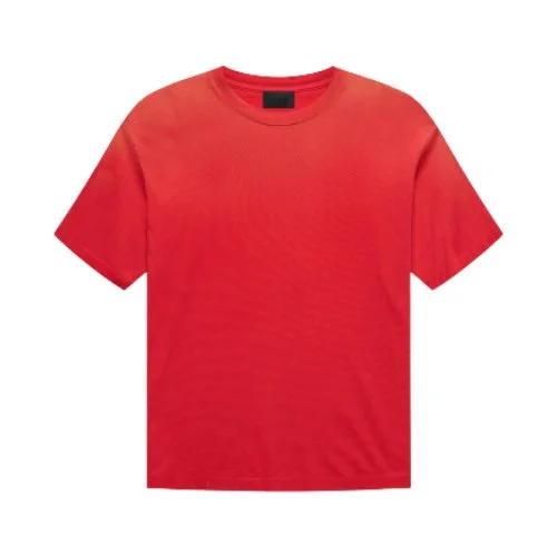 Fear-of-God-Essentials-7-T-Shirt-3.webp